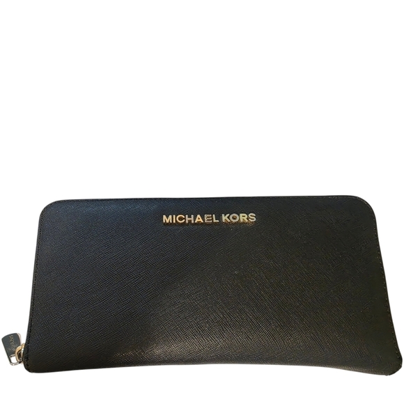 Michael Kors Handbags - Michael Kors Black Zip Wallet